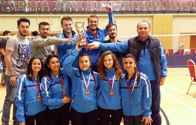 AKÜ’lü badmintoncular üçüncü oldu – Kocatepe Gazetesi