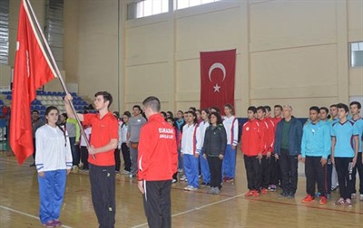 Okul Sporları Badminton Gençler