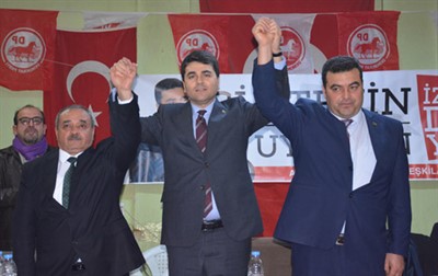 “AK Parti fedakarlığı garip gurebadan bekliyor”