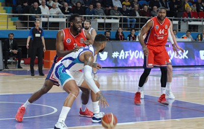 Tahincioğlu Basketbol Ligi’nde mücadele