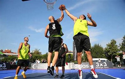 3×3 basketbol müsabakaları Park Afyon’da