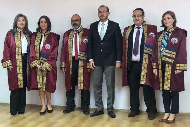 Rektör Okumuş, ünvanda yükselen akademisyenleri tebrik etti