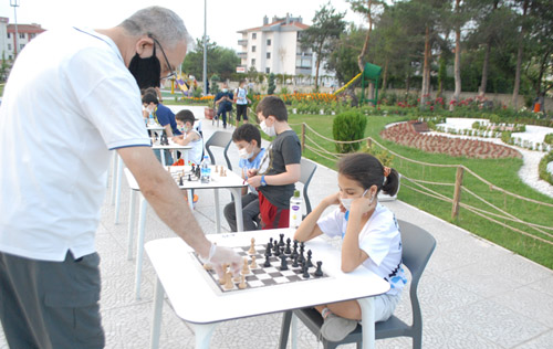 Sümbül Tane Satranç Turnuvası yapıldı