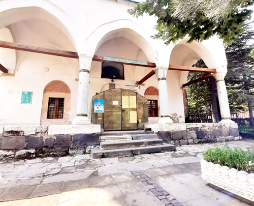 Tarihi Yeni Cami restorasyondan