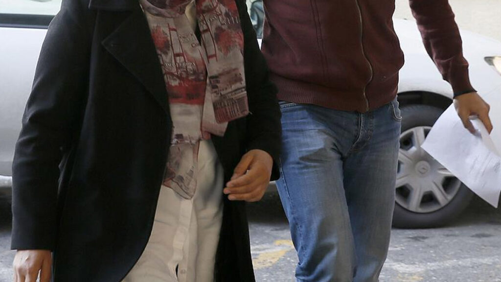 Afyon’da FETÖ’nün Emniyet Mahrem Bayan yapılanmasında olan kişi yakalandı