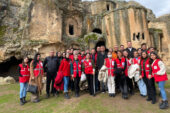 Kızılay gönüllüleri günlerini Ayazini’de kutladı