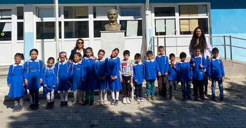 ECE Türkiye, Afyonkarahisar’daki köy okulu öğrencileriyle buluştu