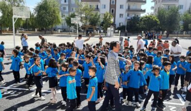 İlköğretim Haftasını Ankara misket havasıyla kutladılar