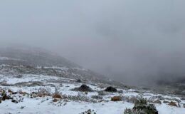Emirdağ-Yellibel’e de kar yağdı
