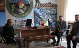 Dr. Ersan Özgür,  Yarım Elma Derneği’ni ziyaret etti
