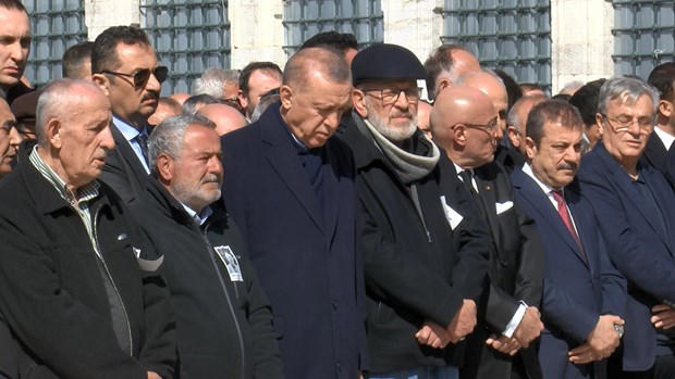 Cumhurbaşkanı Erdoğan iş insanı Kemal Coşkun’un cenazesine katıldı