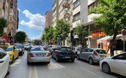 Her 3 kişiden 1’ine araç düşen Eskişehir’de trafik problemleri her geçen gün artıyor