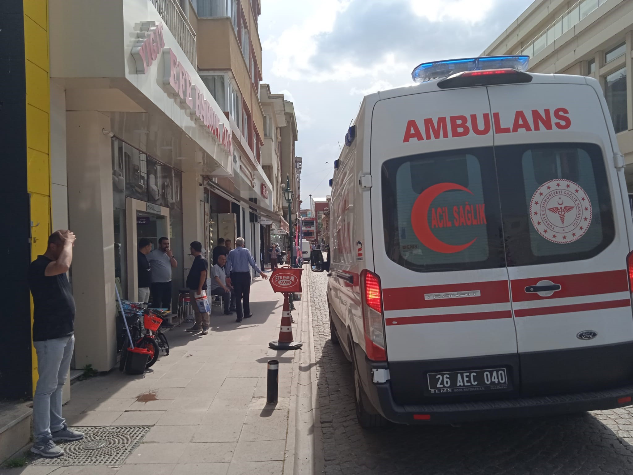 Eskişehir’de camdan düşen 18 aylık çocuk yaralandı