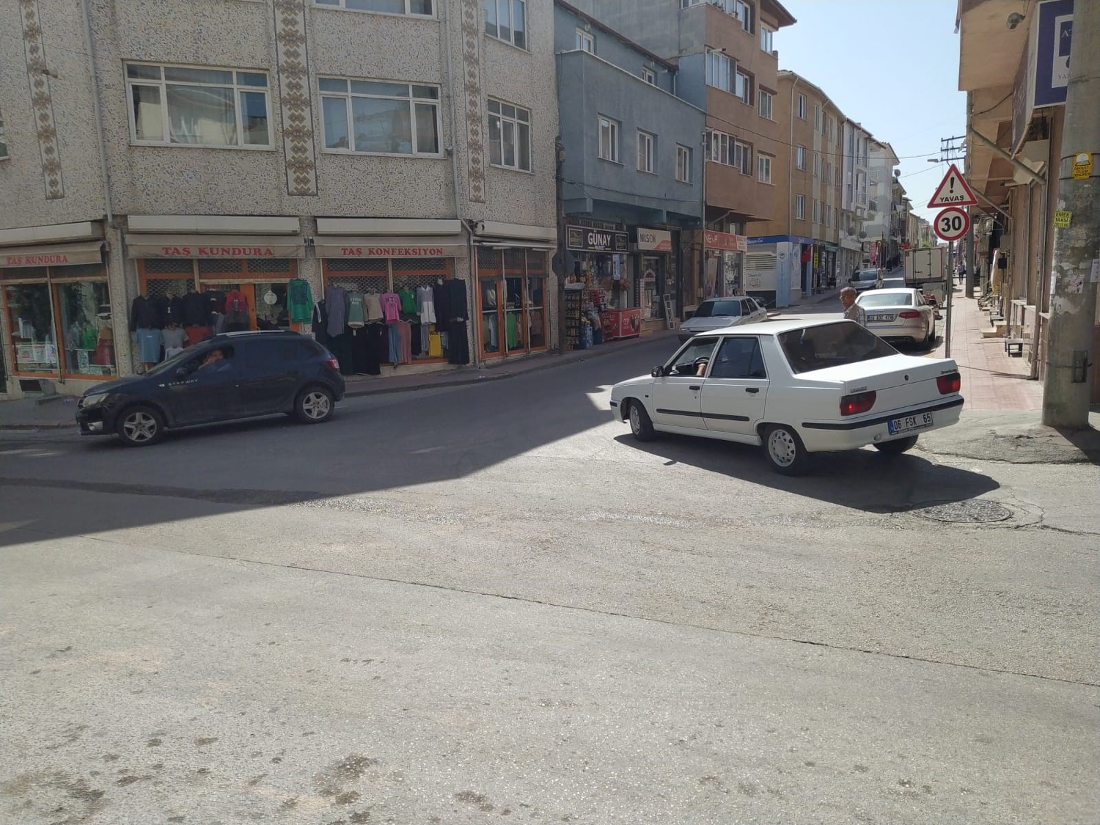 Eskişehir’in işlek bir caddesinde