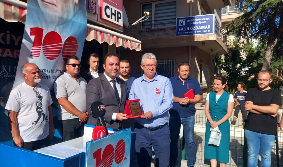 CHP İl başkanlarına 100. yılda vefa plaketi verildi