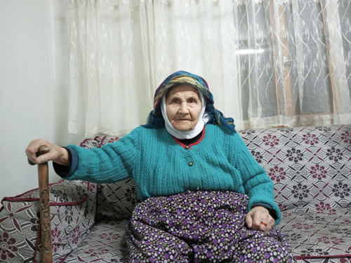 Afyonkarahisar'da yaşayan 96 yaşındaki