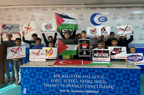 AGD’li Gençlerden İsrail Ürünlerine Boykot!