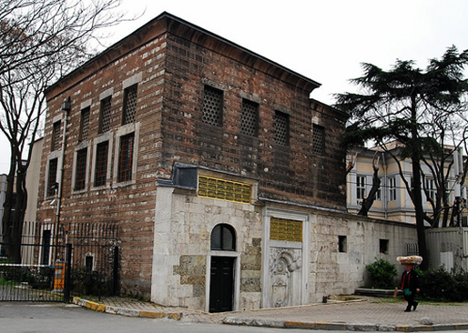 Atatürk’ün Gittiği Okullar