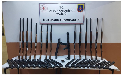 Jandarma’dan Silah Kaçakçılarına Operasyon  