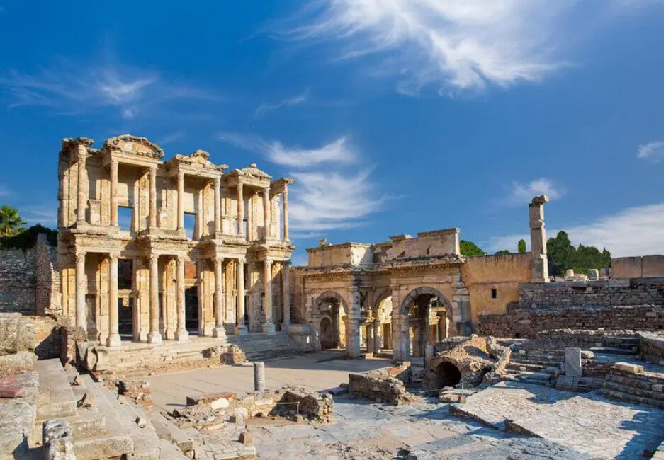Efes Antik Kenti’ne nasıl gidilir