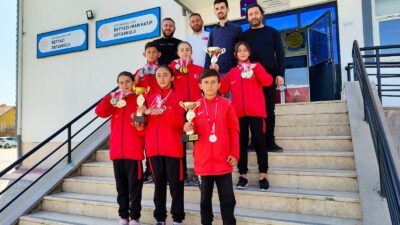 Beyyazı Ortaokulu Öğrencileri Atletizmde Başarıyı Sürdürüyor