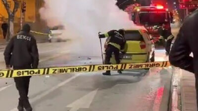 Seyir Halindeki Aracın Motor Kısmında Yangın Çıktı