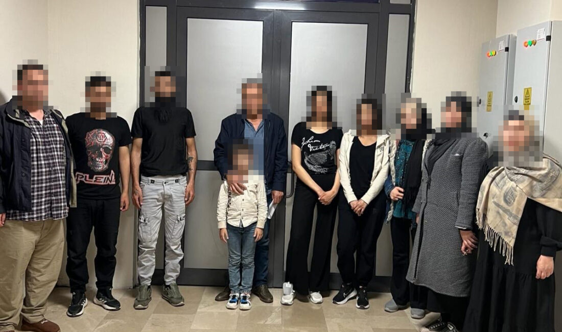 Afyon’da 9 Düzensiz Göçmen Yakalandı
