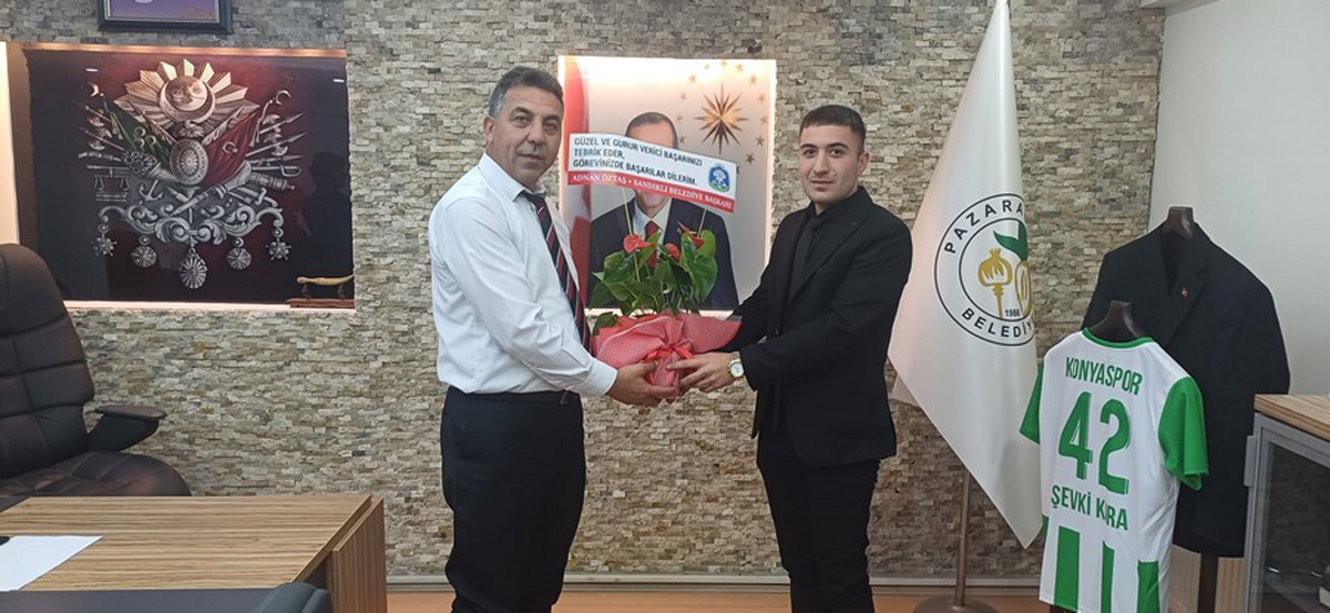 Başkan Öztaş, AK Partili Başkanlara Çiçek Gönderdi