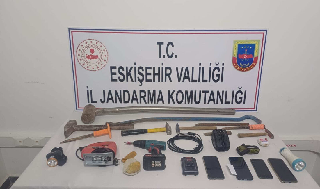 Eskişehir’de jandarma ekiplerinin operasyonu