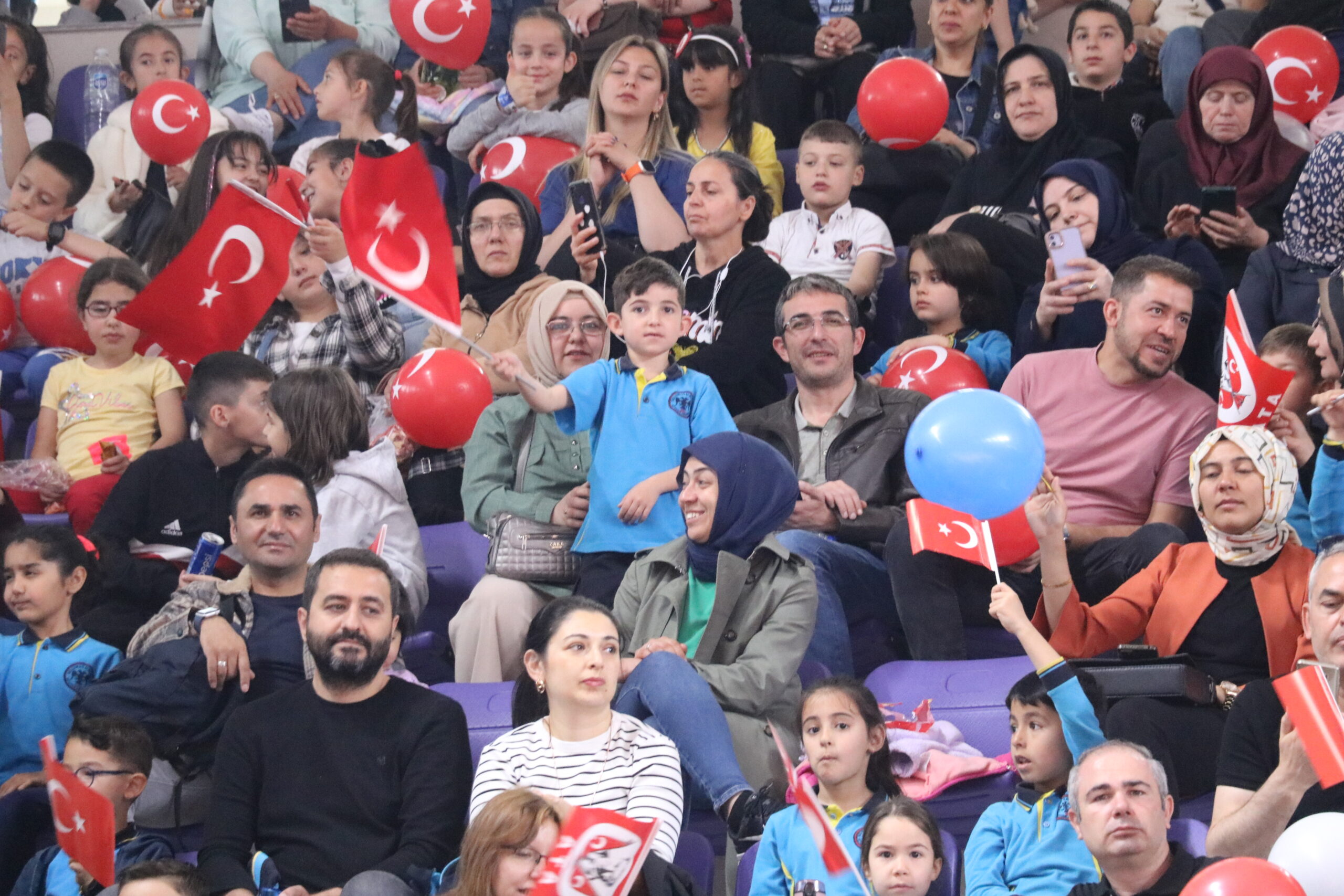 “Türkiye Yüzyılına Giden Yol Çocuklarımızla Aydınlık Olacak”