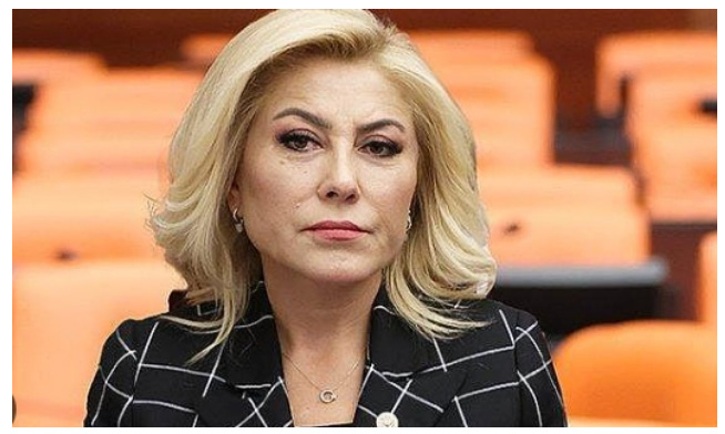AKP Milletvekili Şebnem Bursalı'nın 'Monaco'da ıstakoz ziyafeti' paylaşımı olay oldu